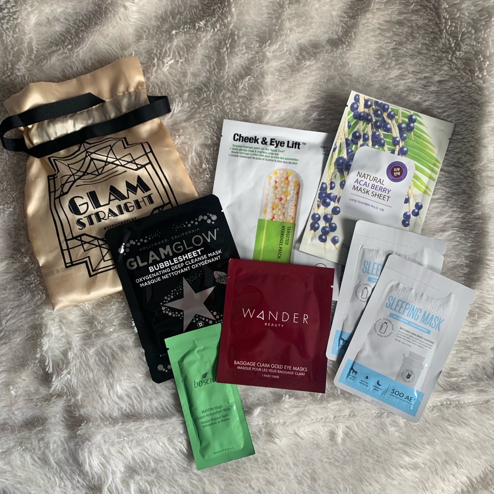 7 face/eye masks with makeup bag (NWT)